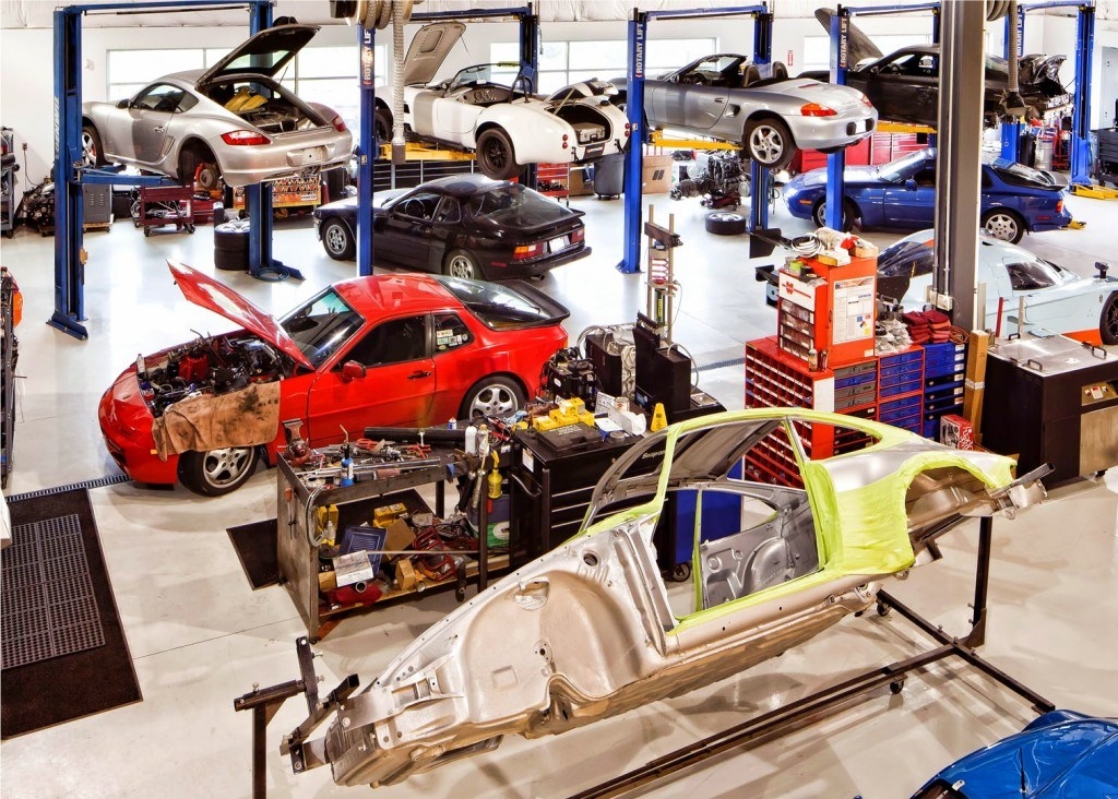 Auto Repair Shop Management Challenges and Solutions in 2023